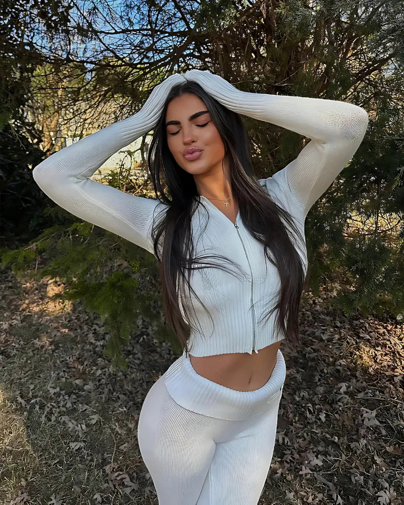 𝐂𝐚𝐬𝐮𝐚𝐥 𝐬𝐞𝐭