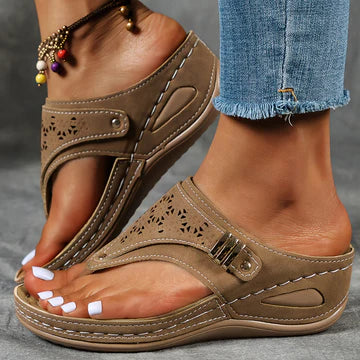 𝐒𝐚𝐧𝐝𝐚𝐥𝐞 𝐌𝐞𝐥𝐨𝐝𝐢 | 𝐂𝐨𝐧𝐟𝐨𝐫𝐭 𝐞𝐭 𝐒𝐭𝐲𝐥𝐞