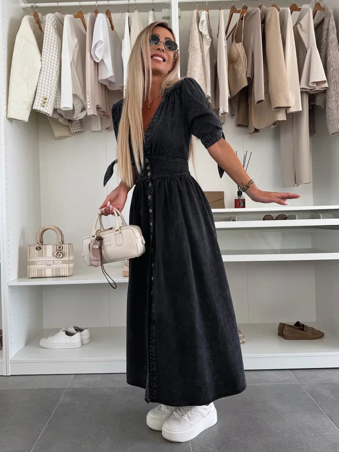 𝐋𝐚 𝐫𝐨𝐛𝐞 𝐪𝐮𝐢 𝐫𝐞𝐭𝐨𝐮𝐫𝐧𝐞 𝐭𝐨𝐮𝐬 𝐥𝐞𝐬 𝐫𝐞𝐠𝐚𝐫𝐝𝐬